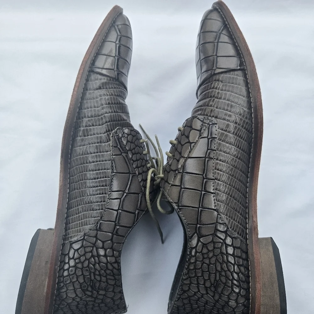 Stacy Adams Black Crocodile Pattern Oxfords